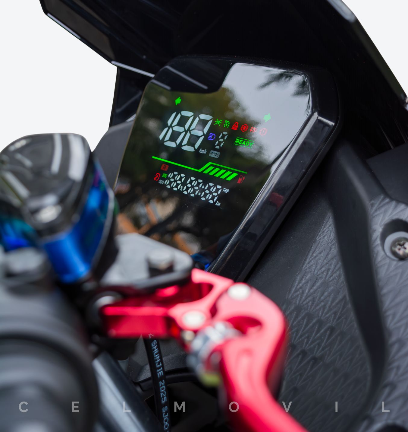 Moto Deportiva V10, Aro 17