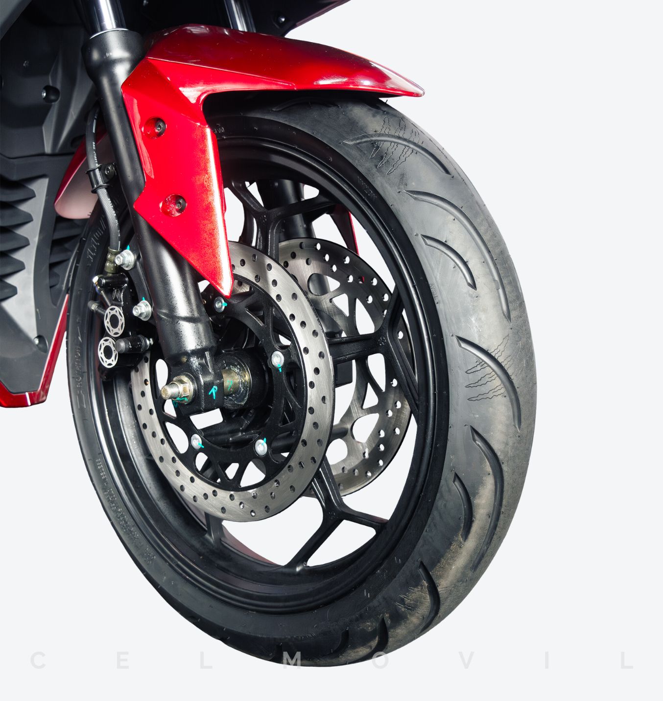 Moto Deportiva V10, Aro 17